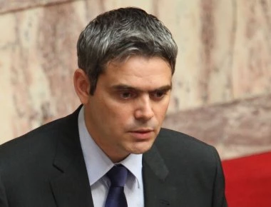 Καραγκούνης για ανασχηματισμό: «Ανακύκλωση προσώπων και εξυπηρέτηση κομματικών συμφερόντων»